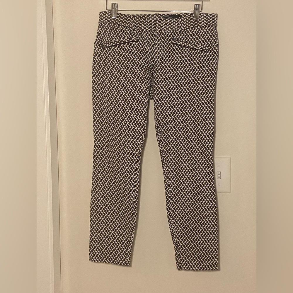 GAP Blue and White Patterned Pants